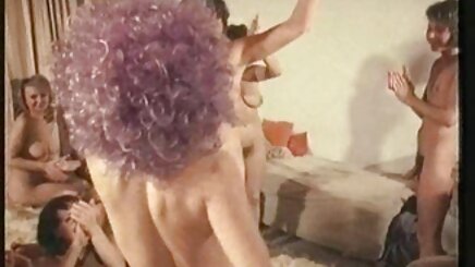 Üvey teaches grup sex lez genç için almak bir büyük horoz